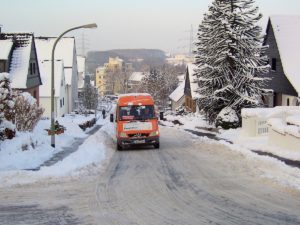 Auch bei Eis und Schnee sind wir sicher und zuverlässig unterwegs